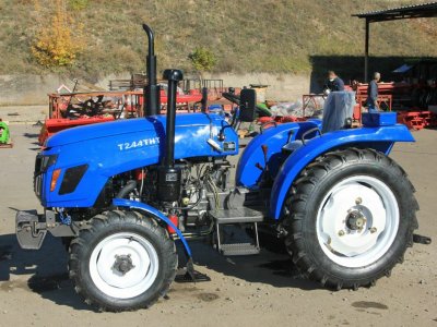 Пользователи определили лучший трактор для огорода