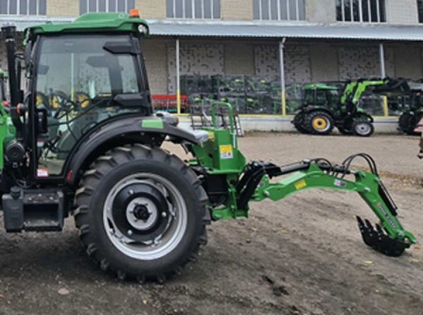 Задний навесной экскаватор TZ04D