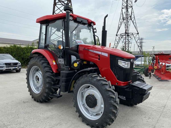 Трактор YTO NLX 1024
