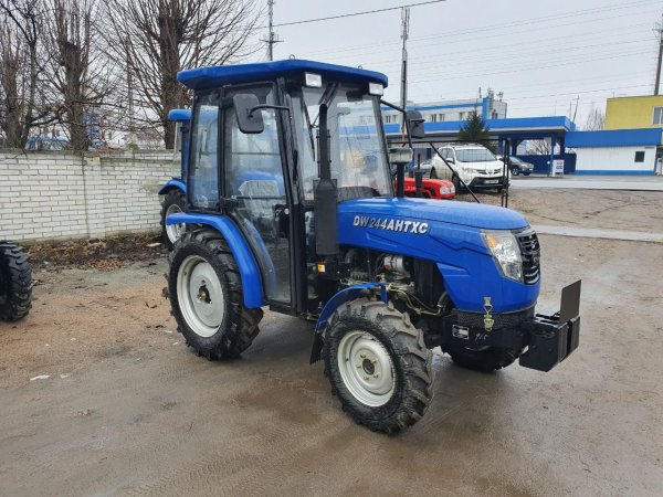 Минитрактор с кабиной DW 244 AHTXC