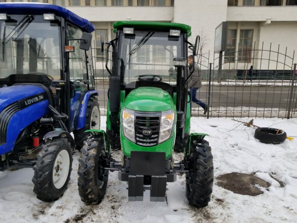 Минитрактор с кабиной DW 404 AC