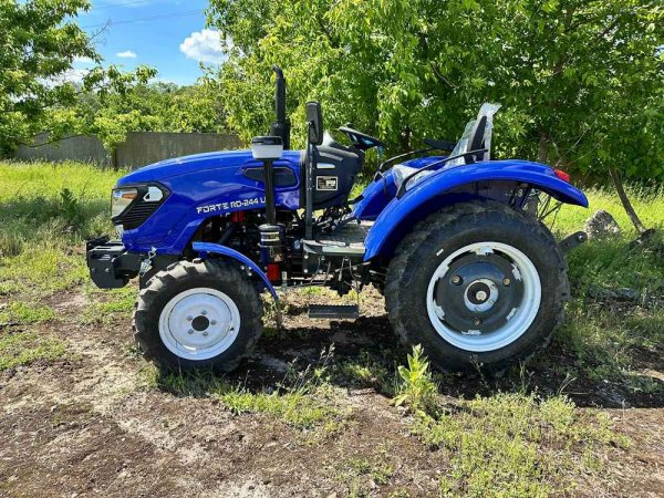 Минитрактор Forte RD-244 LUX