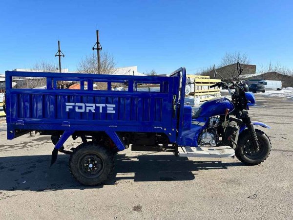 Грузовой мотоцикл Forte CT-302 H