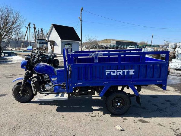 Грузовой мотоцикл Forte CT-302 H